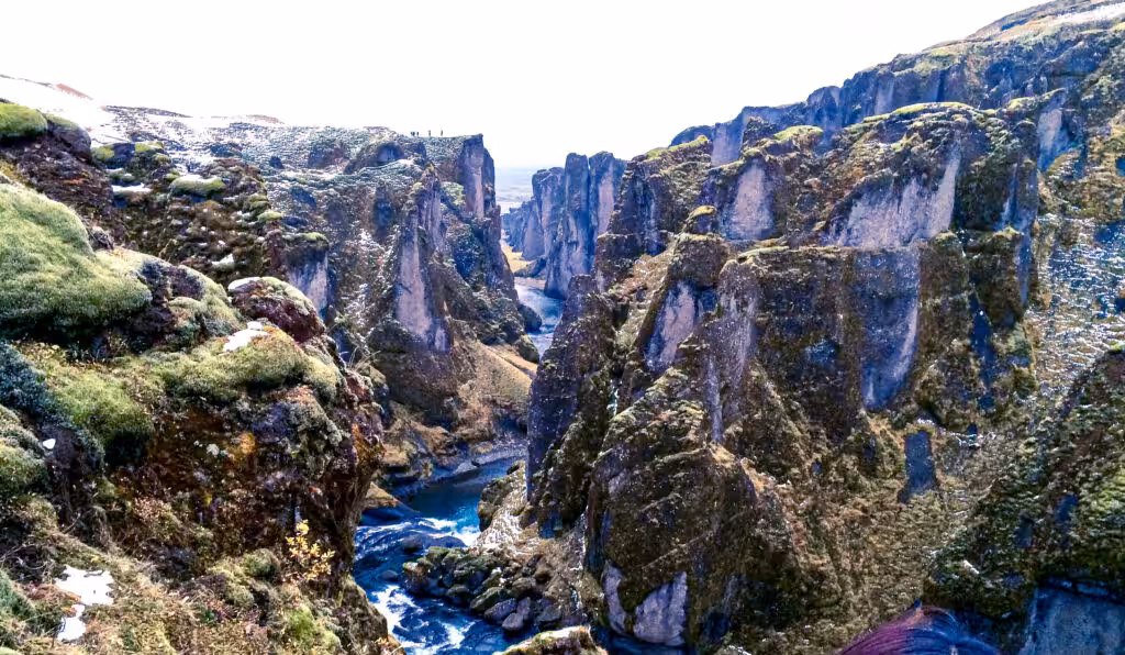 Explore Fjadrargljufur Canyon: Your Iceland Travel Guide