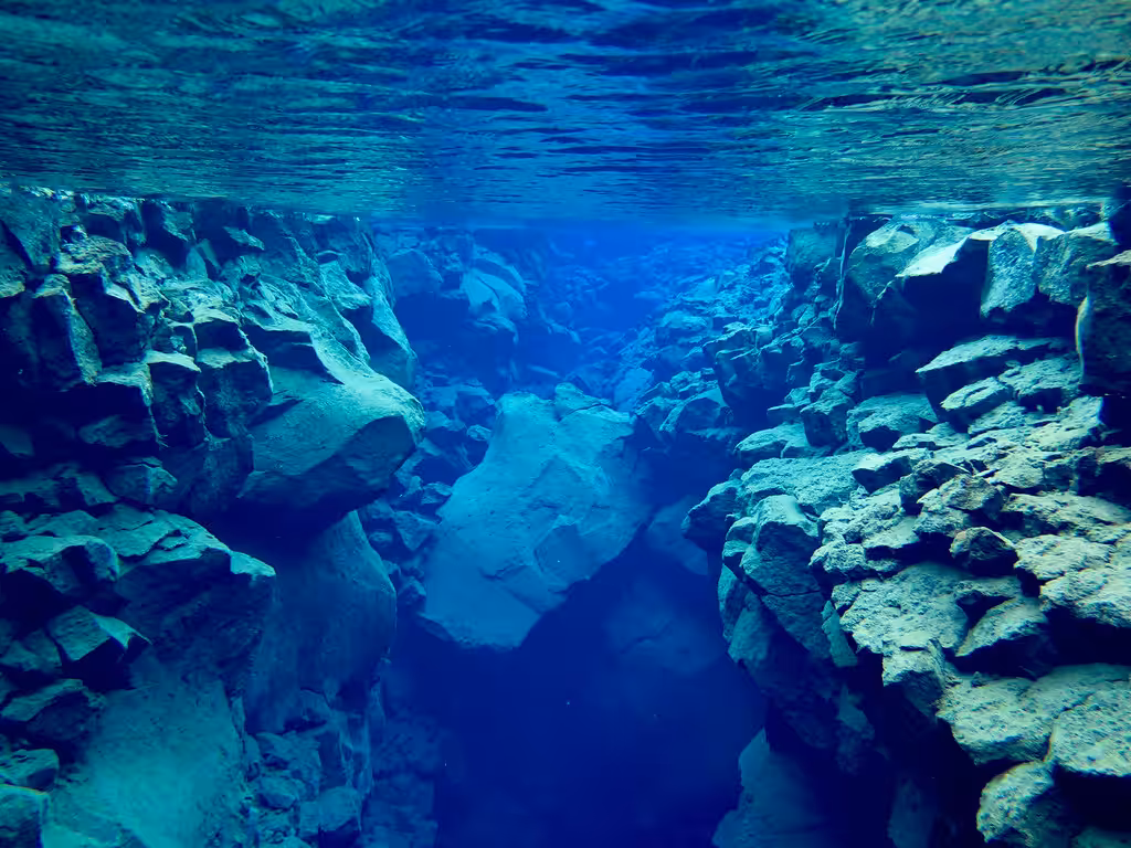 silfra snorkeling — Snorkeling tours typically run from around 19,900–22,000 ISK per person…