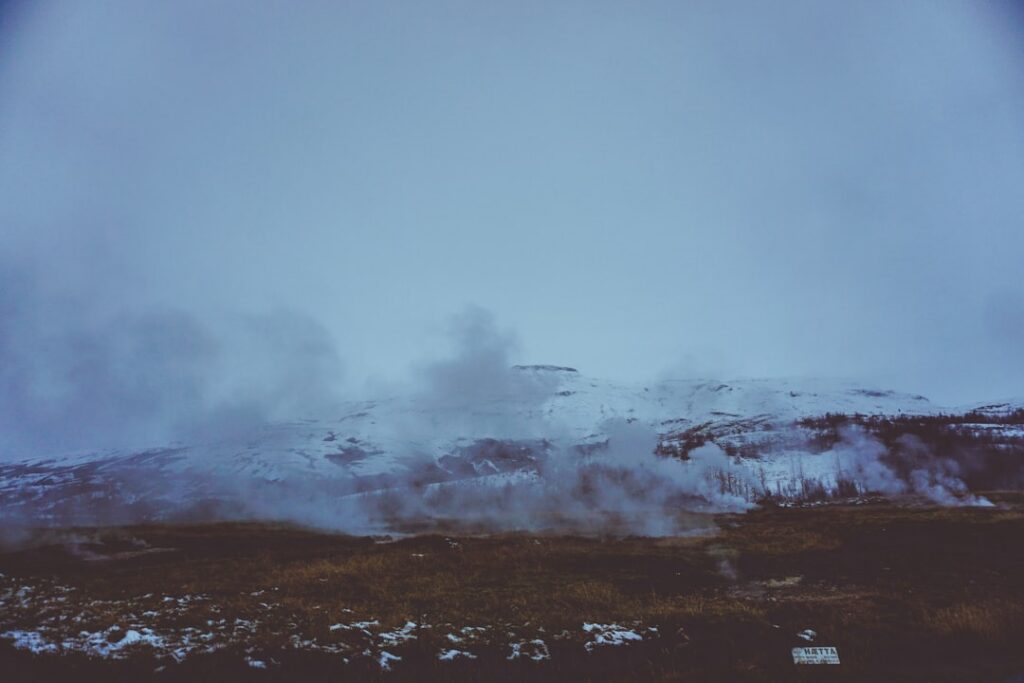 Iceland wind gusts — High-sided vehicles — including camper vans and motorhomes, which are extremely…
