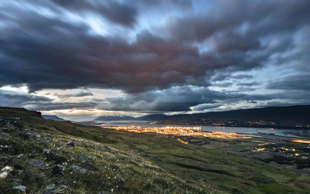 Sjúkrahúsið á Akureyri — Staff at the hospital have worked under constraints familiar to regional…