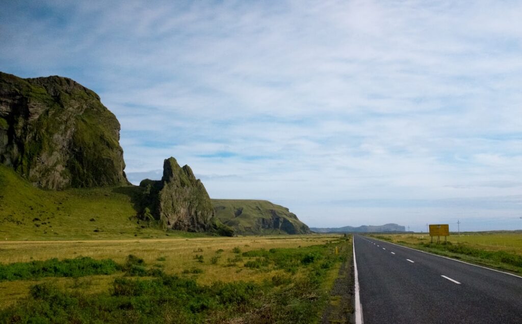 iceland f-roads — Not all 4x4s are equal for this.