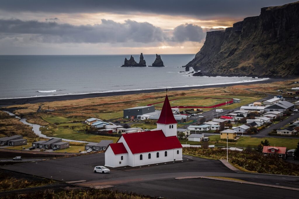 Iceland vacation packages — Living in Reykjavík, I hear the same complaint from travellers every summer…